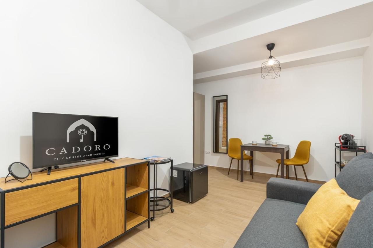 Cadoro City Center Apartments Oradea Exterior photo